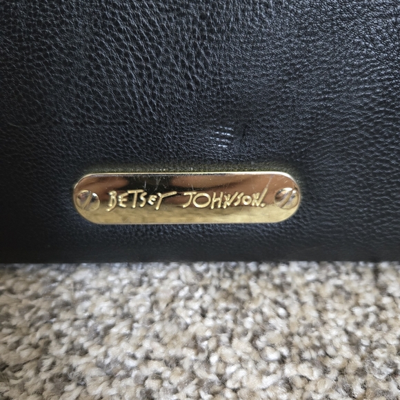 Betsey Johnson Black Clutch with Gold Sequin Bow - Picture 3 of 8